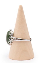 Charger l'image dans la galerie, Bague en argent « JADE NÉPHRITE »